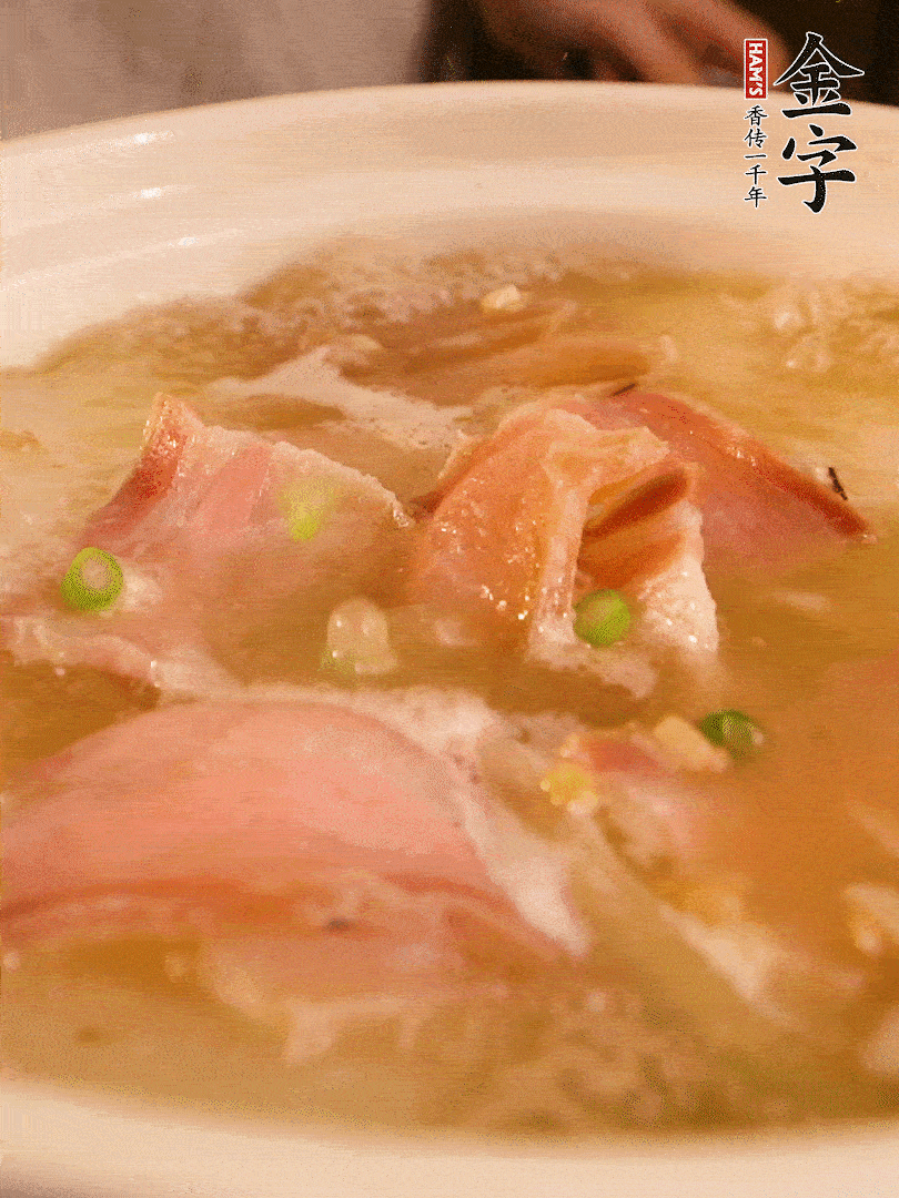 最后撒點蔥花。